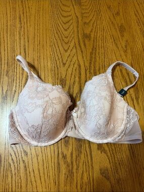 Victoria's Secret Pink Lace Body by Victoria Underwire T-Shirt Bra 38C NWT